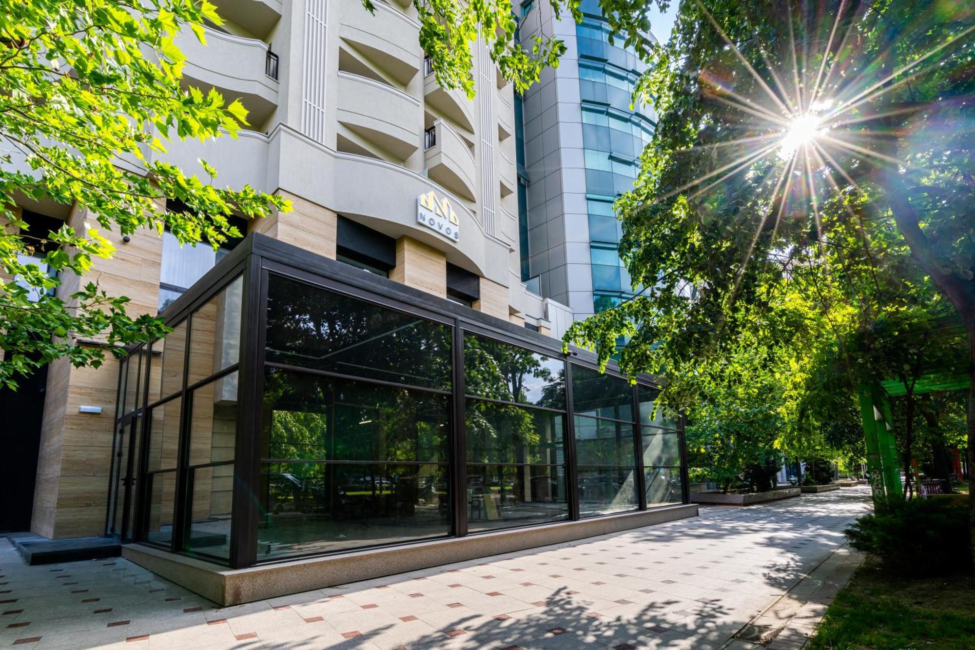 Novos Aparthotel Bukarest Exterior foto